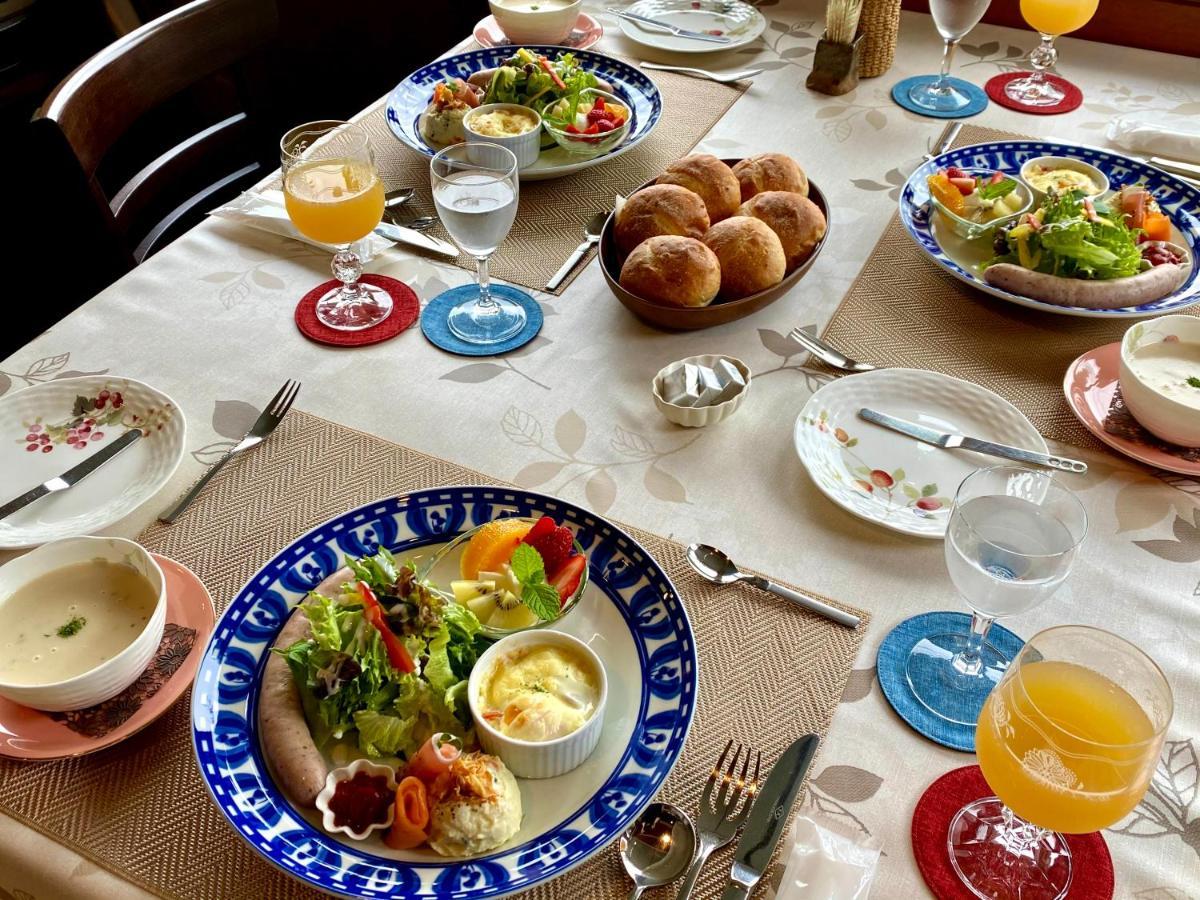 Private Hotel Rei Fujikawaguchiko Bagian luar foto