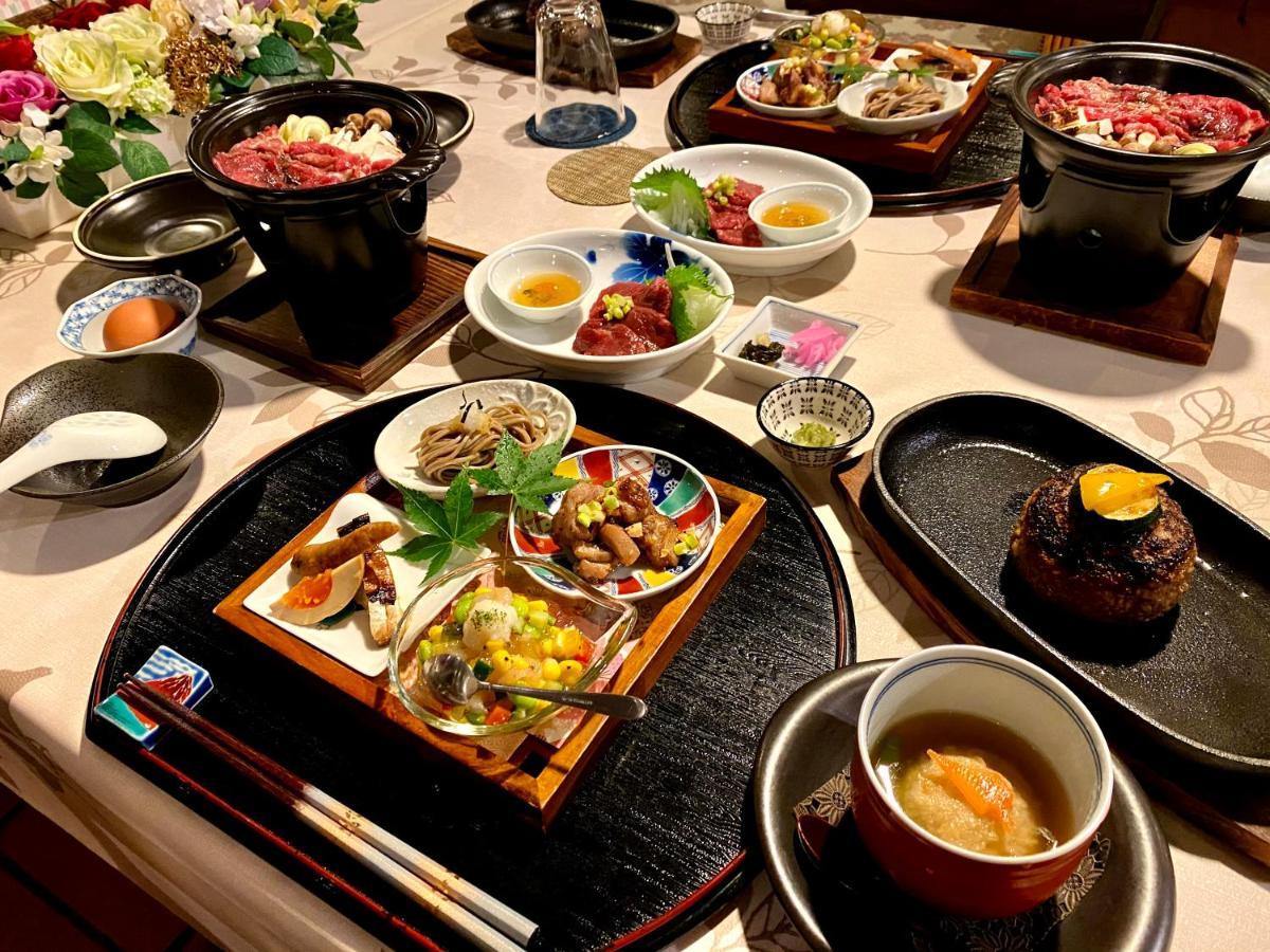 Private Hotel Rei Fujikawaguchiko Bagian luar foto