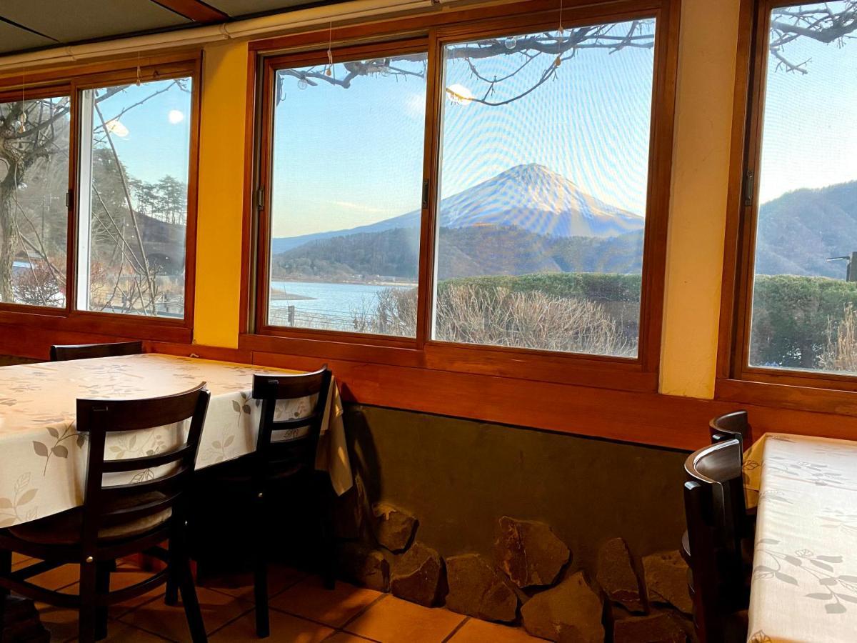 Private Hotel Rei Fujikawaguchiko Bagian luar foto
