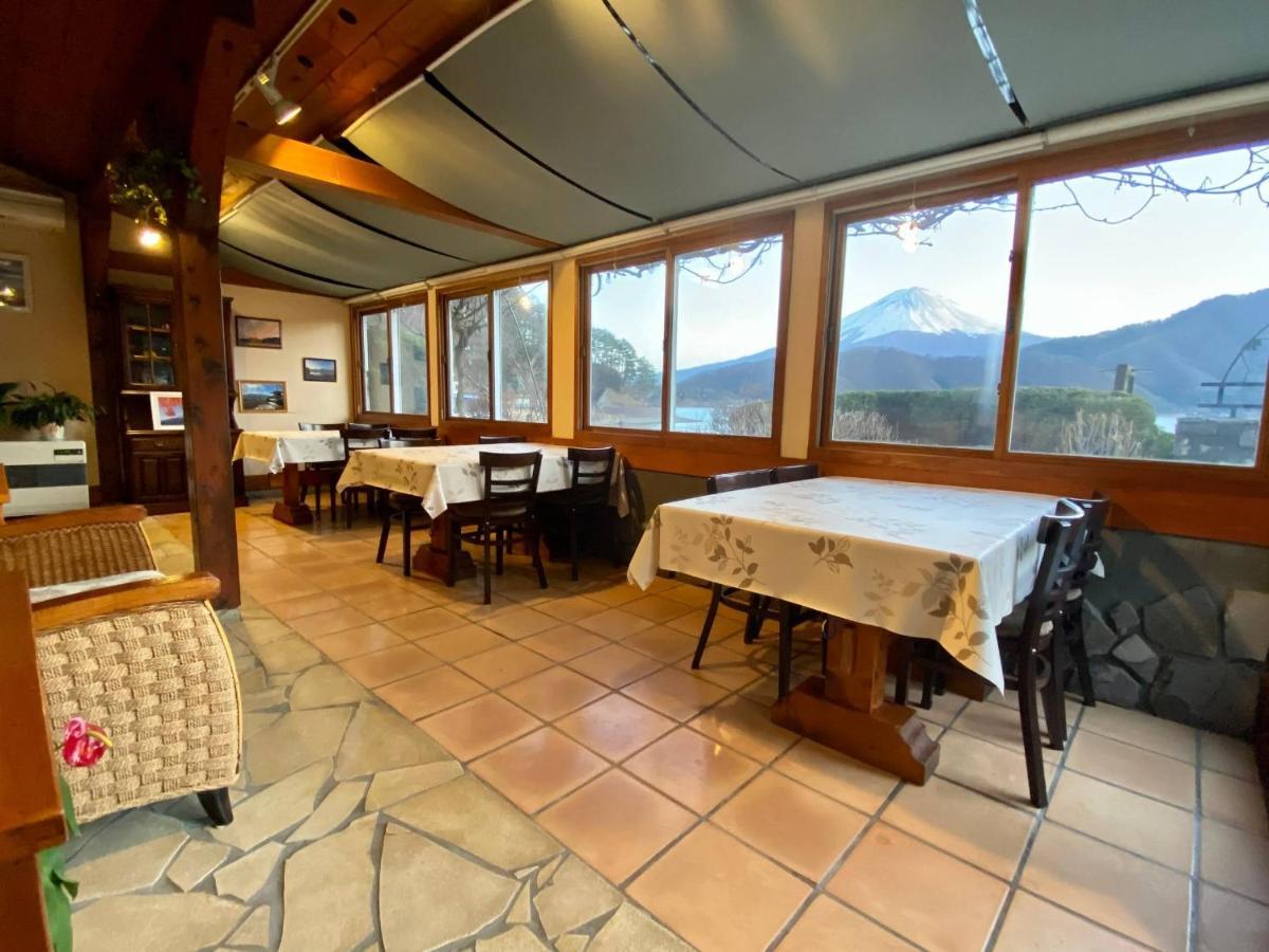 Private Hotel Rei Fujikawaguchiko Bagian luar foto