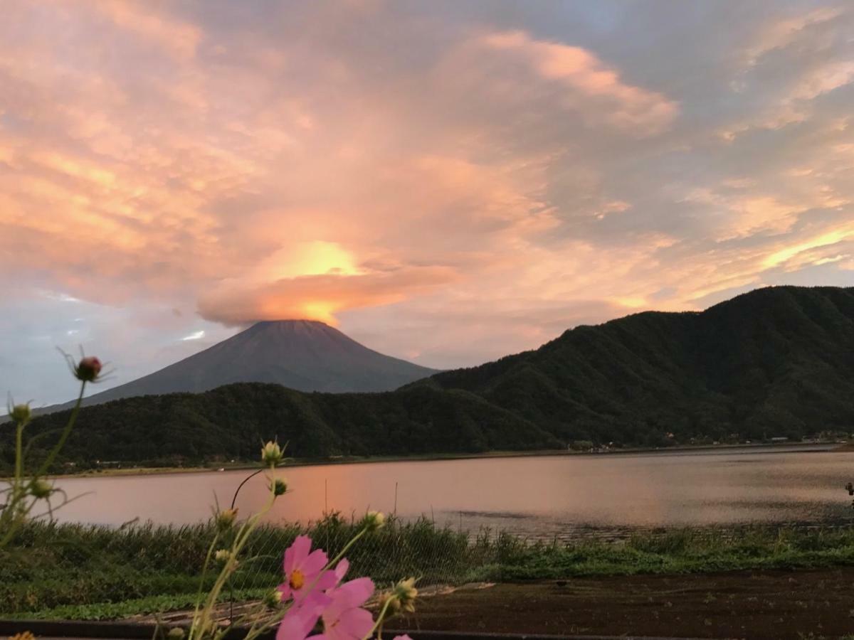 Private Hotel Rei Fujikawaguchiko Bagian luar foto